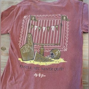 women’s t shirt